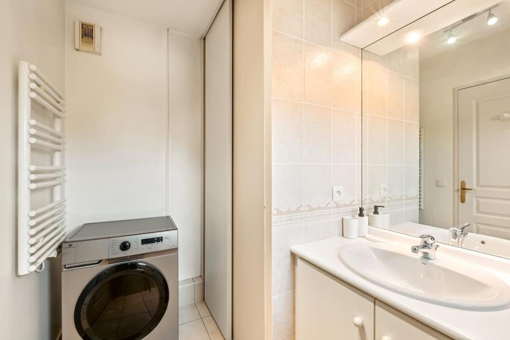 Apartamento T2 Paisible Vaise, Avec Parking Metro Direct Bellecour Lyon Exterior foto